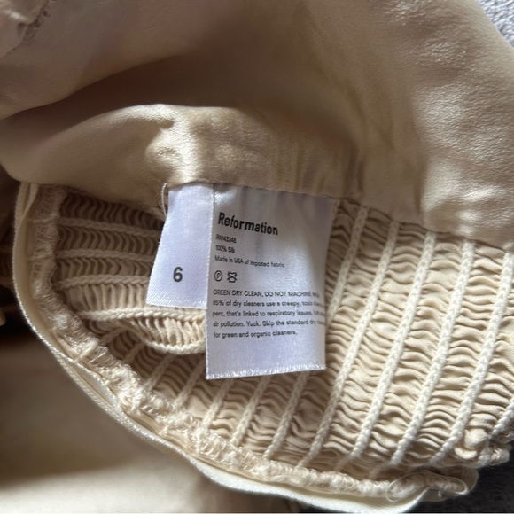 Reformation Lucrezia Silk Top in Champagne - Picture 3 of 6